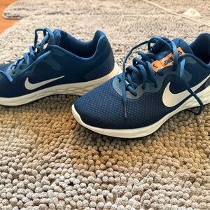 Nike women’s Blue Running Shoes